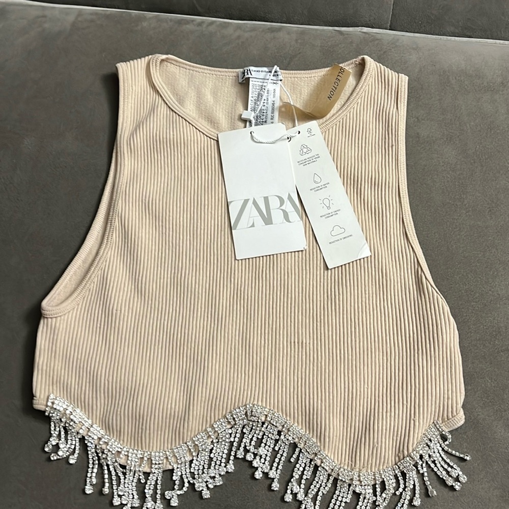 Zara xs tank with bling on the front waist crème ribbed cropped